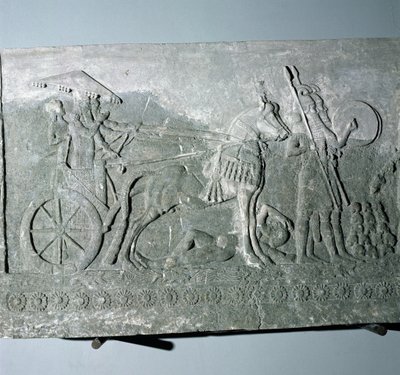 Sargón II (721-705 a.C.) en un carro de batalla, del Palacio de Sargón II en Khorsabad, Irak de Assyrian